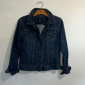 GAP Women's Classic Dark Denim Jacket